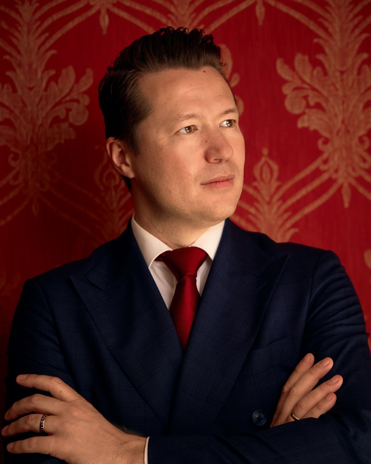 Dr. Paul Littau mit verschränkten Armen